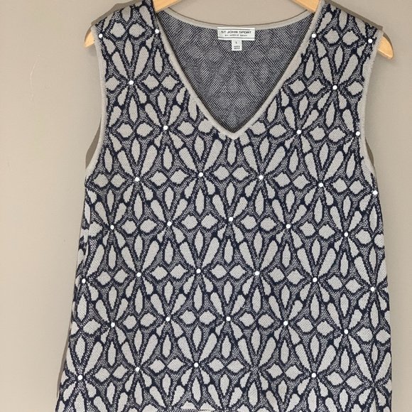 St. John Sport - Picture 1 of 4